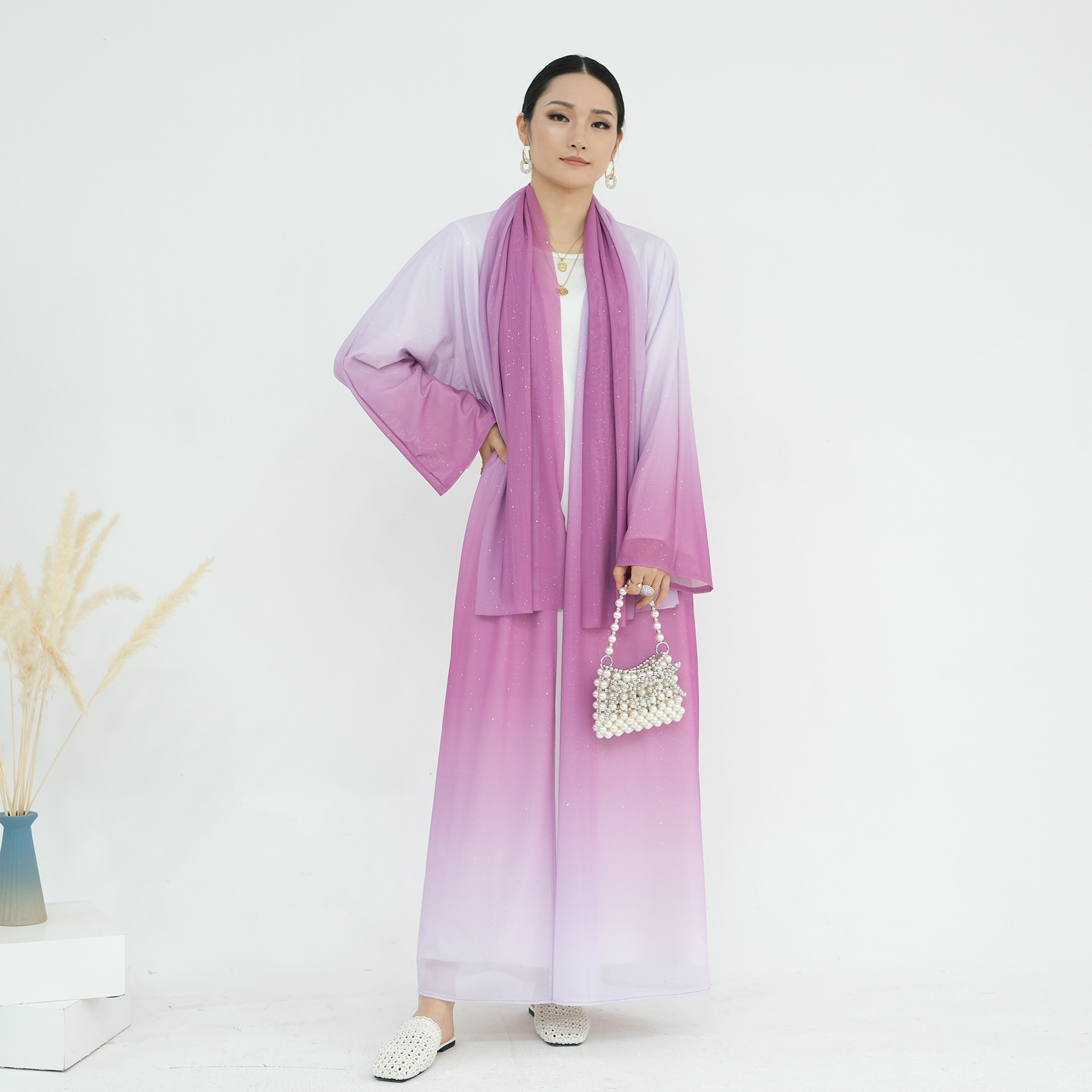 Праздничный градиентный кимоно – обзор и цена Embroidery Kebaya